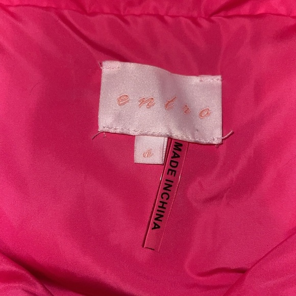 Entro Puffer Vest Size Small - Picture 6 of 6